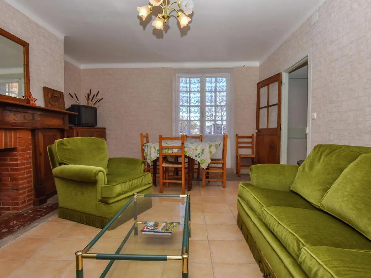 Beautiful Holiday Home Near The Forest Montfaucon